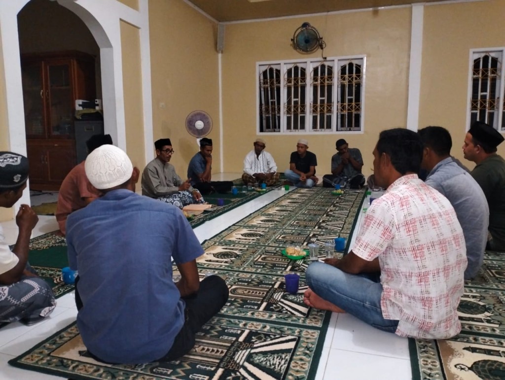 Pengajian Kitab Rutin Laki-Laki